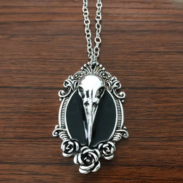 Gothic Raven Skull Necklace – Black Rose Pendant