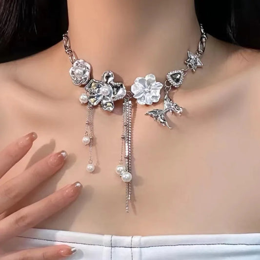Vintage Flower & Butterfly Necklace – Pearl Choker
