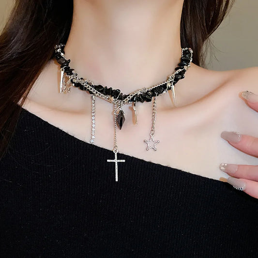 Midnight Crush – Wired Pendant Choker Necklace