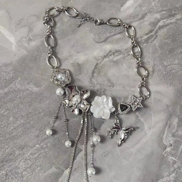 Vintage Flower & Butterfly Necklace – Pearl Choker
